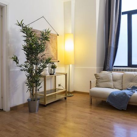 Altido Crocetta Loft Set Apartment Милано Екстериор снимка