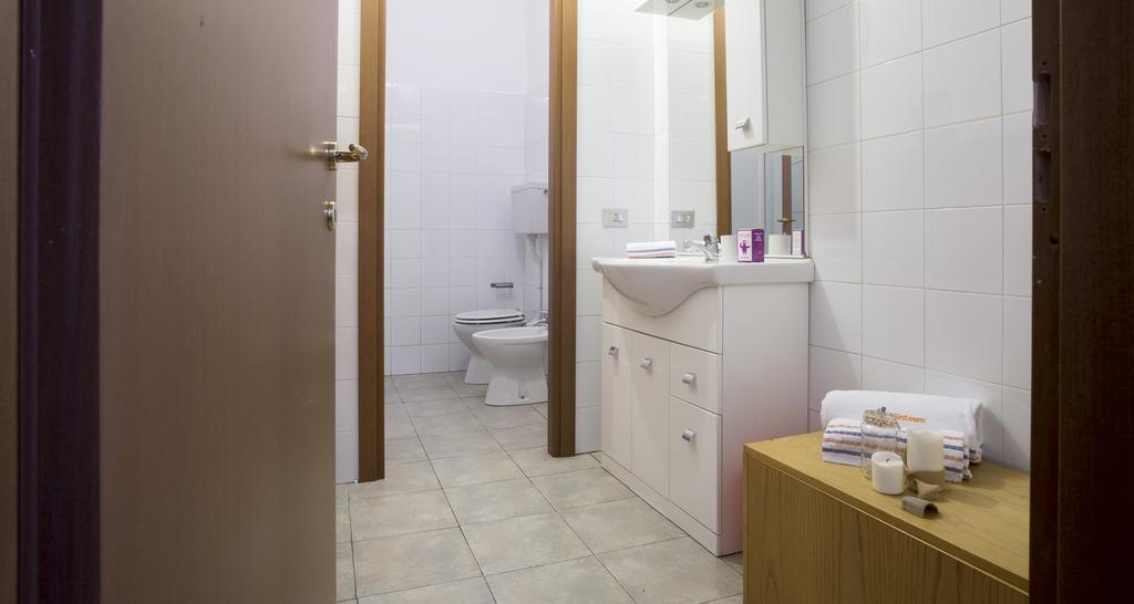 Altido Crocetta Loft Set Apartment Милано Екстериор снимка