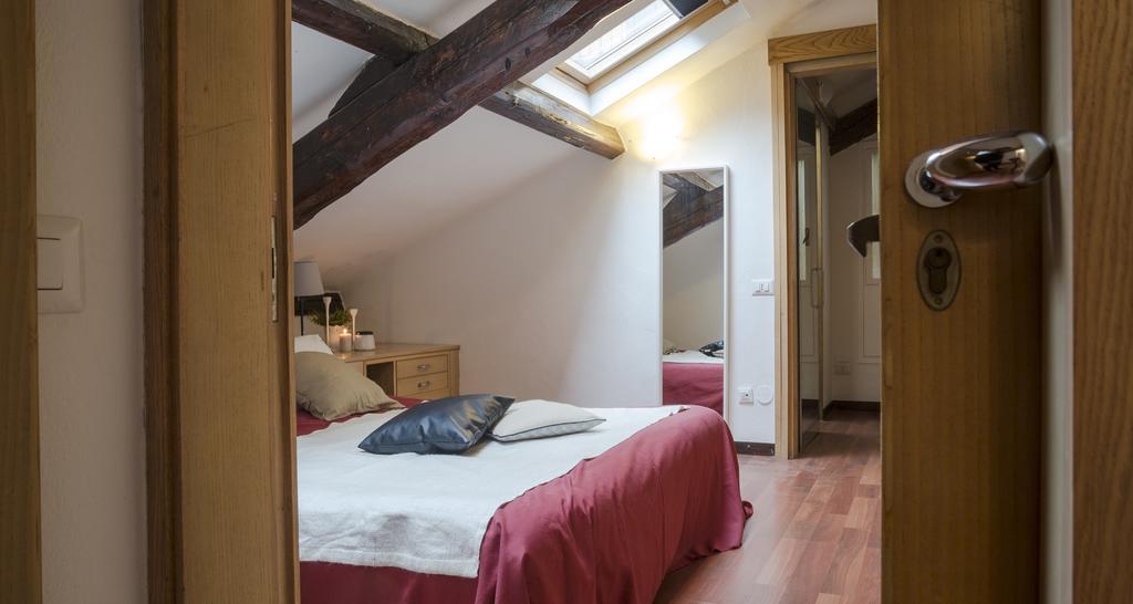Altido Crocetta Loft Set Apartment Милано Екстериор снимка